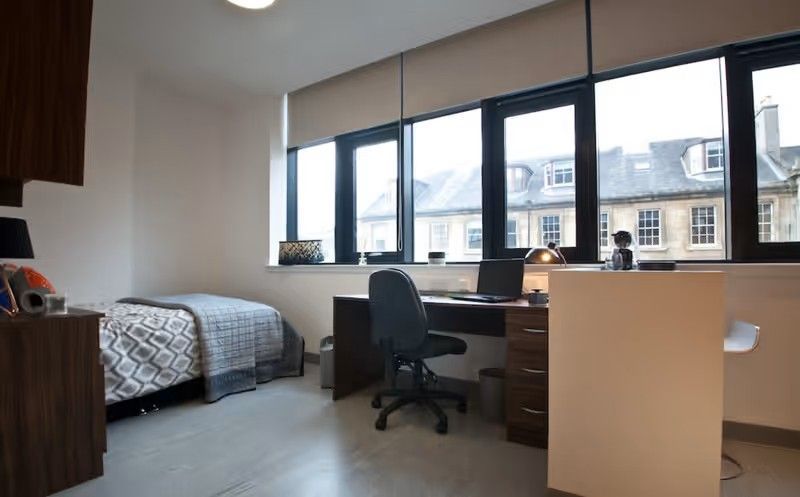 Classic Smaller Studio